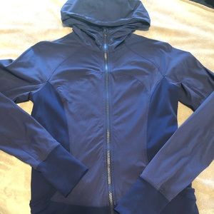 Lululemon In Flux Jacket, Black Grape, 10